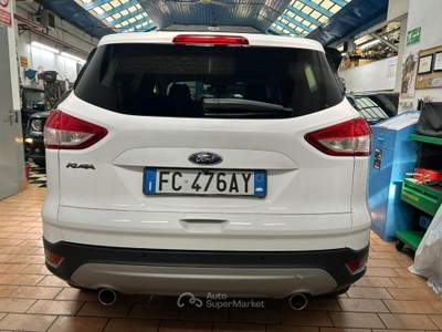 Ford Kuga 2.0 TDCI 150 CV S&S 4WD Powershift Titanium EURO6 Bianco usata Melegnano