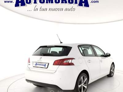 Peugeot 308 BlueHDi 120 S&S EAT6 Allure Bianco usata Barletta