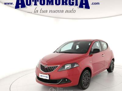Lancia Ypsilon 1.0 FireFly 5 porte S&S Hybrid Gold Rosso usata Barletta