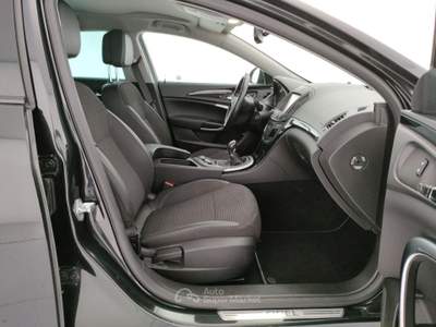 Opel Insignia 2.0 CDTI 140CV Sports Tourer Cosmo Nero usata Barletta