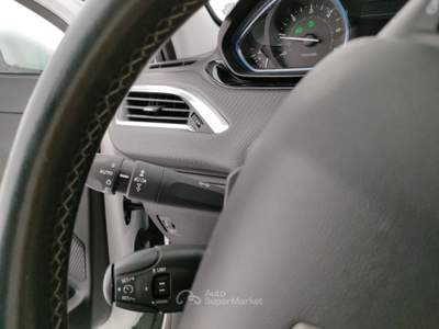 Peugeot 2008 1° serie BlueHDi 120 EAT6 S&S Allure Bianco usata Barletta