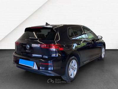 Volkswagen Golf 1.0 eTSI EVO DSG Life Nero usata Mira