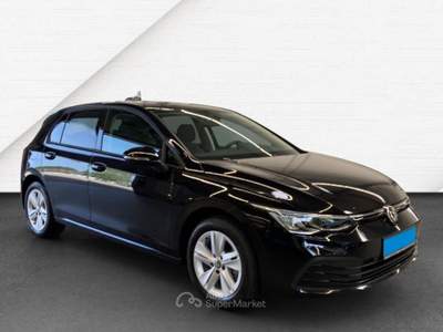 Volkswagen Golf 1.0 eTSI EVO DSG Life Nero usata Mira