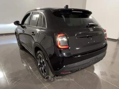 Fiat 600 1.2 100CV Hybrid DCT MHEV La Prima Nero usata Mira