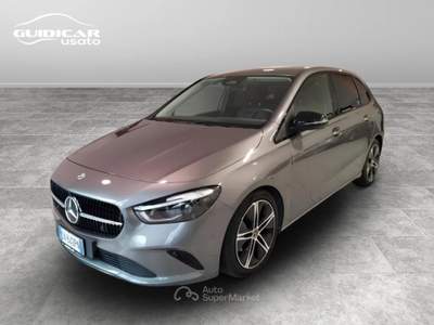 Mercedes-Benz Classe B 180 D Advanced Progressive 8G-DCT Grigio usata Lucca