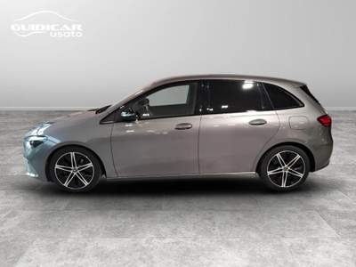 Mercedes-Benz Classe B 180 D Advanced Progressive 8G-DCT Grigio usata Lucca