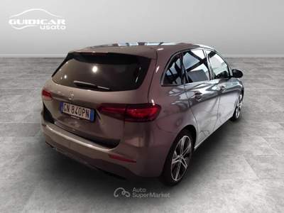 Mercedes-Benz Classe B 180 D Advanced Progressive 8G-DCT Grigio usata Lucca