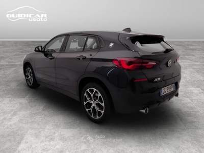 BMW X2 18 d SCR sDrive Steptronic Nero usata Lucca