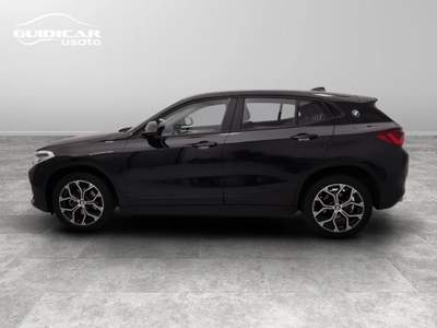 BMW X2 18 d SCR sDrive Steptronic Nero usata Lucca