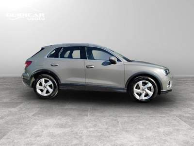 Audi Q3 35 1.5 TFSI Business Advanced Grigio usata Lucca
