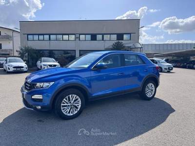 Volkswagen T-Roc VETTURA DEL MERCATO ITALIANO Blu/Azzurro usata SANT'AGATA DE'  GOTI