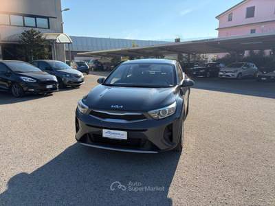 Kia Stonic VETTURA DEL MERCATO ITALIANO Grigio usata SANT'AGATA DE'  GOTI