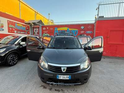 Dacia Sandero Stepway 1.5 dCi 70cv - 2011 Grigio usata Giugliano in Campania
