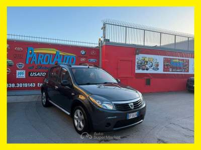 Dacia Sandero Stepway 1.5 dCi 70cv - 2011 Grigio usata Giugliano in Campania