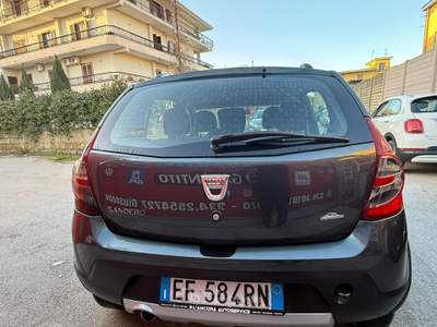 Dacia Sandero Stepway 1.5 dCi 70cv - 2011 Grigio usata Giugliano in Campania
