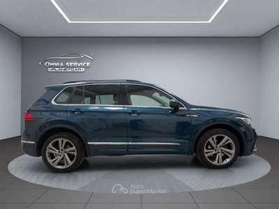 Volkswagen Tiguan Tiguan II 2021 2.0 tdi R-Line 4motion 150cv dsg Verde usata Grosseto