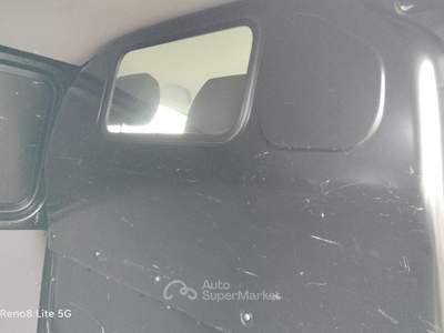Volkswagen Multivan T6.1 Transporter 28 2.0 tdi 150cv Business dsg7 p.c. T6.1 28 2.0 tdi 150cv Business dsg7 p.c. Nero usata Prato
