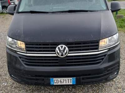 Volkswagen Multivan T6.1 Transporter 28 2.0 tdi 150cv Business dsg7 p.c. T6.1 28 2.0 tdi 150cv Business dsg7 p.c. Nero usata Prato