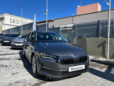Skoda Octavia DSG Wagon Selection Grigio usata Monopoli