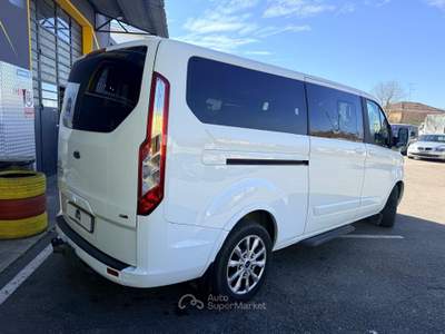 Ford Tourneo Custom 8 POSTI Bianco usata Finale Emilia