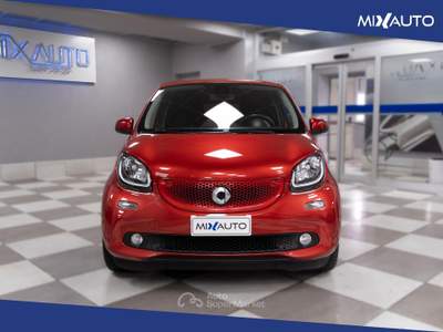 Smart ForFour 1.0 Passion 71CV Twinamic Rosso usata Latina
