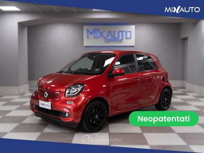Smart ForFour 1.0 Passion 71CV Twinamic Rosso usata Latina