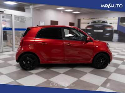 Smart ForFour 1.0 Passion 71CV Twinamic Rosso usata Latina