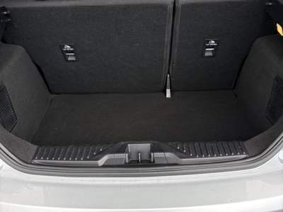 Ford Fiesta Ford Fiesta Titanium 1.1 Benzina Argento usata Pozzuoli