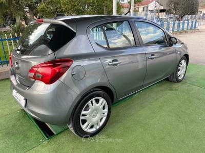 Opel Corsa 5 porte Advance Grigio usata Acerra