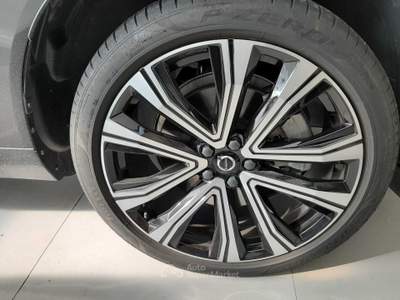 Volvo XC60 VETTURA IN PRONTA CONSEGNA Grigio usata Cecina