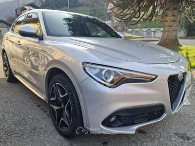 Alfa Romeo Stelvio 2.2 Turbodiesel 210 CV AT8 Q4 Veloce Argento usata Varallo