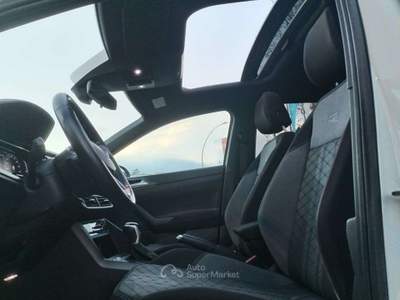 Volkswagen Taigo 1.0 tsi R-Line 115cv dsg -Matrix-Keyless-Kamera- Grigio usata Francavilla al Mare