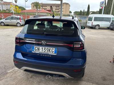 Volkswagen T-Cross 1.0 TSI 95cv STYLE Blu/Azzurro usata Pignataro Maggiore