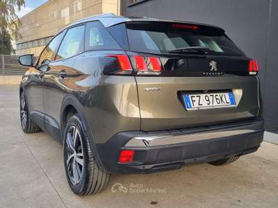 Peugeot 3008 3008 1.5 bluehdi Business s Grigio usata Modena
