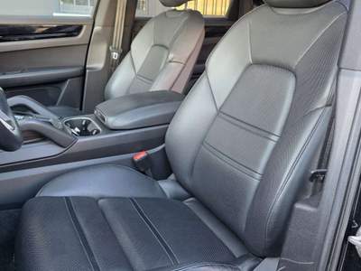 Porsche Cayenne 3.0 e-hybrid tiptronic usata Modena