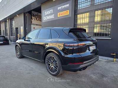 Porsche Cayenne 3.0 e-hybrid tiptronic usata Modena