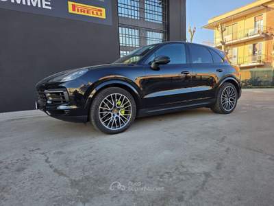 Porsche Cayenne 3.0 e-hybrid tiptronic usata Modena