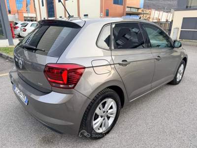 Volkswagen Polo 1.0 TSI 95CV 5p. Comfortline *CARPLAY/ANDROID AUTO Grigio usata Iseo