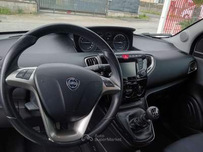 Lancia Ypsilon LANCIA YPSILON HYBRID GARANZIA 12 MESI Argento usata Aprilia