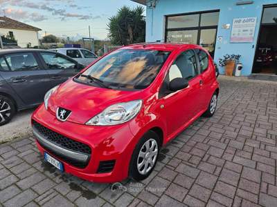 Peugeot 107 1.0 68CV 3p. Access Rosso usata Civitanova Marche