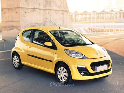 Peugeot 107 1.0 68CV 3p. Access Rosso usata Civitanova Marche