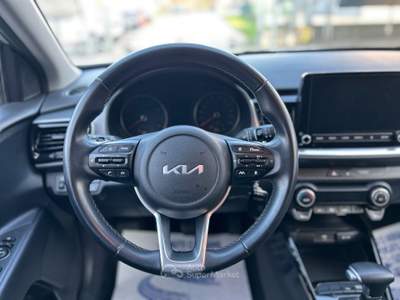 Kia Stonic 1.0 t-gdi mhev Style 120cv dct Argento usata NOALE