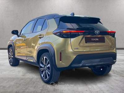 Toyota Yaris Cross 1.5 Hybrid 5p. E-CVT AWD-i Premiere Oro usata Sassari