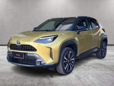 Toyota Yaris Cross 1.5 Hybrid 5p. E-CVT AWD-i Premiere Oro usata Sassari