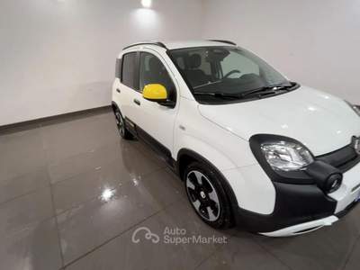Fiat Panda 1.0 Cross FireFly S&S 70cv Hybrid Bianco usata Mira