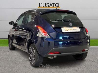 Lancia Ypsilon 1.2 69 CV 5 porte GPL Ecochic Elefantino Blu Blu/Azzurro usata Ancona