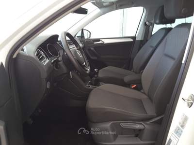 Volkswagen Tiguan 1.6 TDI 115cv Style BlueMotion Technology Bianco usata Firenze