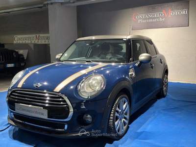 MINI Clubman Cooper D 1.5 Cooper D 7SEVEN 5 porte unico usata Arzano