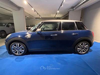 MINI Clubman Cooper D 1.5 Cooper D 7SEVEN 5 porte unico usata Arzano