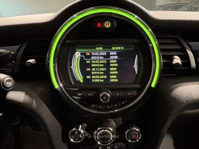 MINI Clubman Cooper D 1.5 Cooper D 7SEVEN 5 porte unico usata Arzano